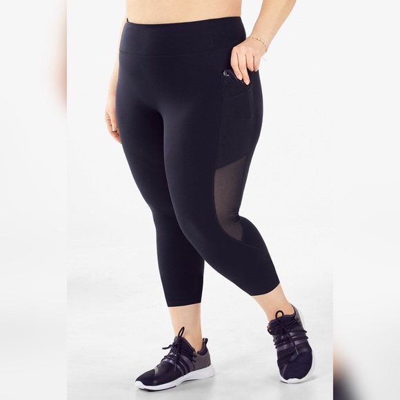 Fabletics Pants - Fabletics 7/8 Pocket Leggings
